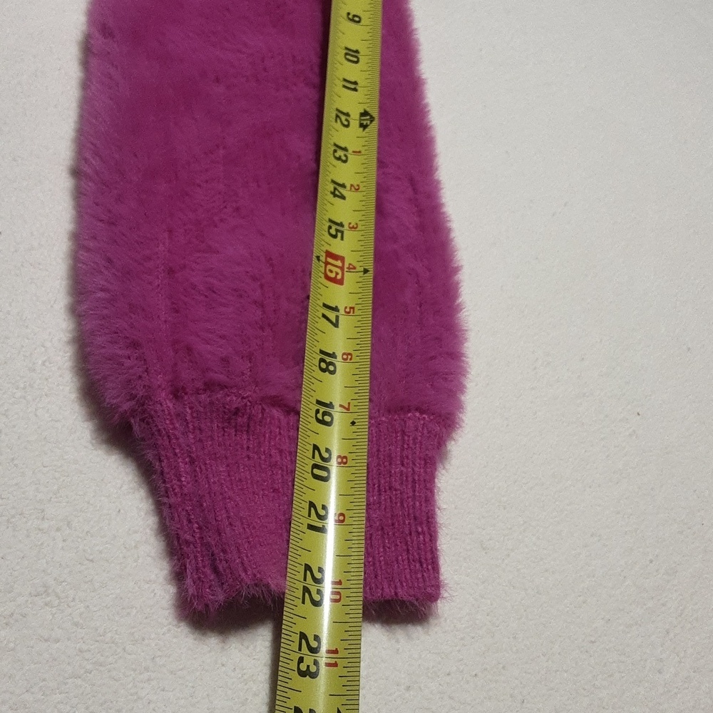 Sweet Love Fuzzy Purple V-Neck Sweater Size 1XL/2XL. - Picture 9 of 10